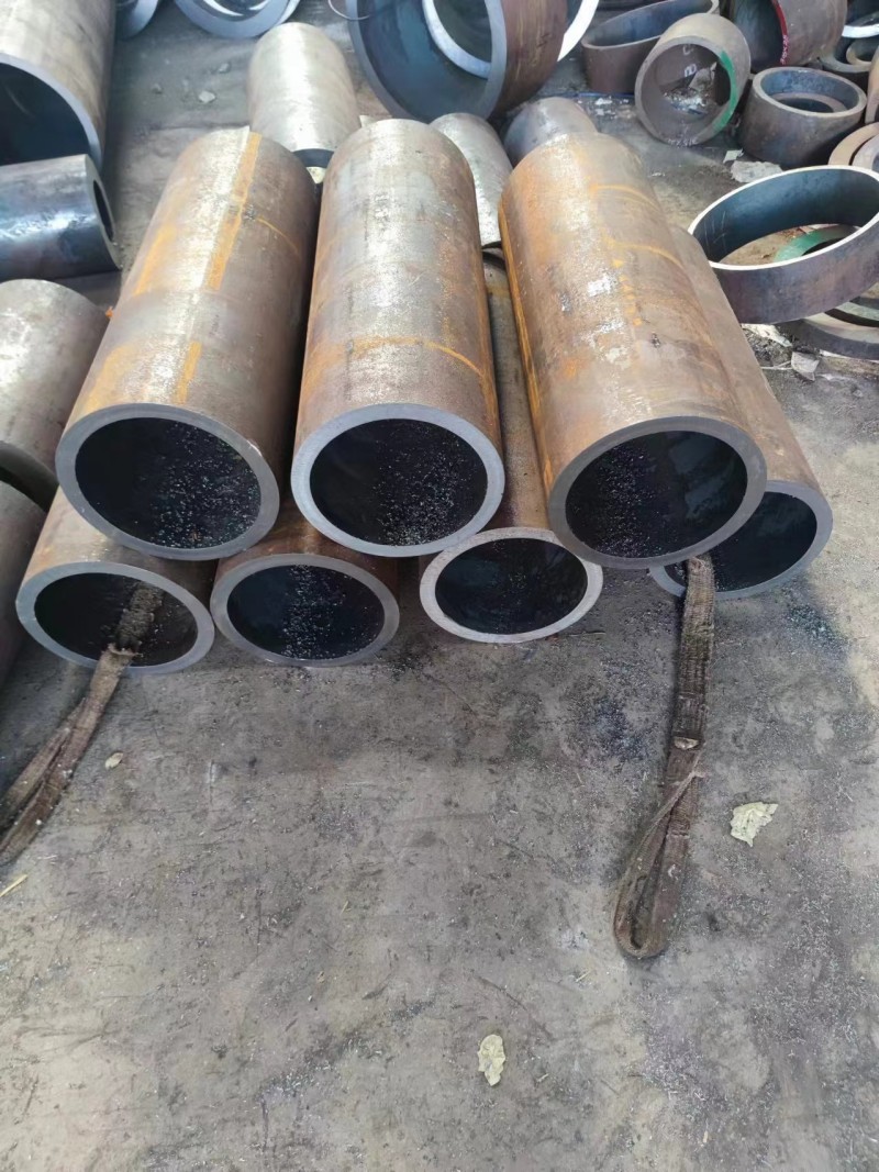 甘肃甘肃甘肃12Cr1MovG无缝钢管切割